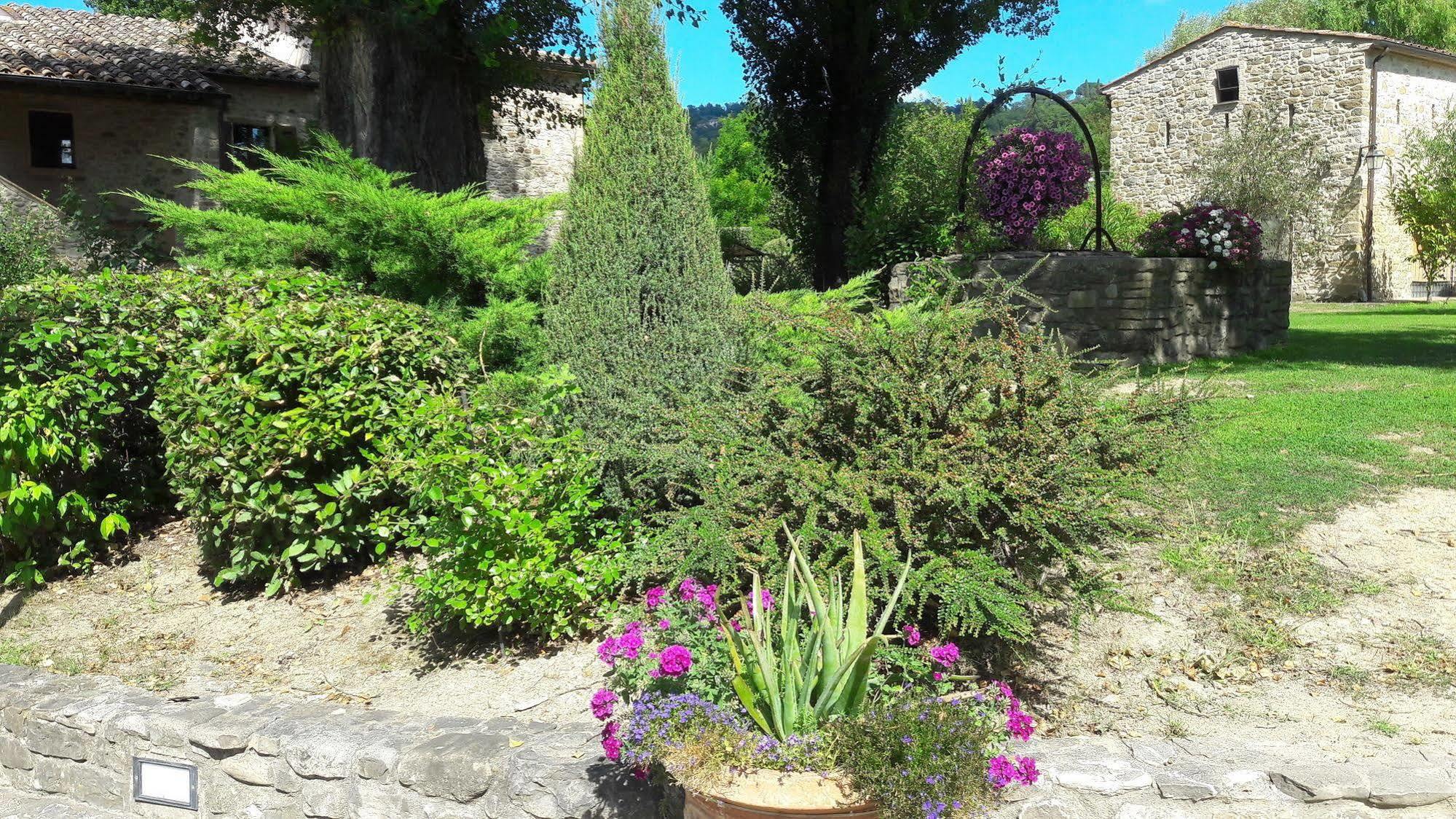 Country Hotel Poggiomanente Umbertide Exterior photo