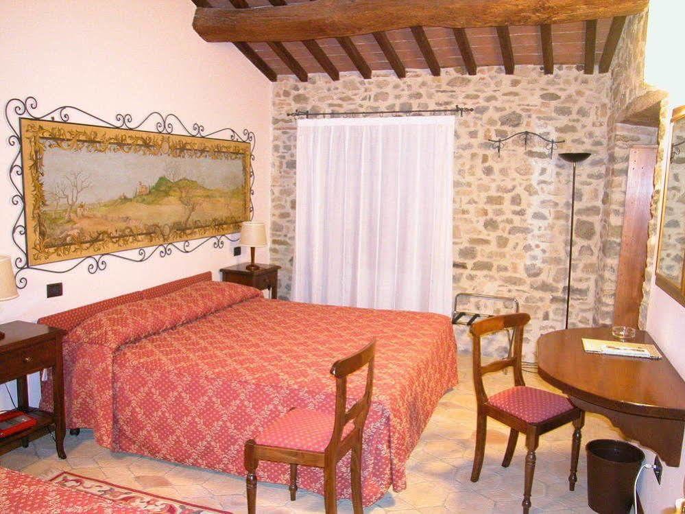 Country Hotel Poggiomanente Umbertide Exterior photo