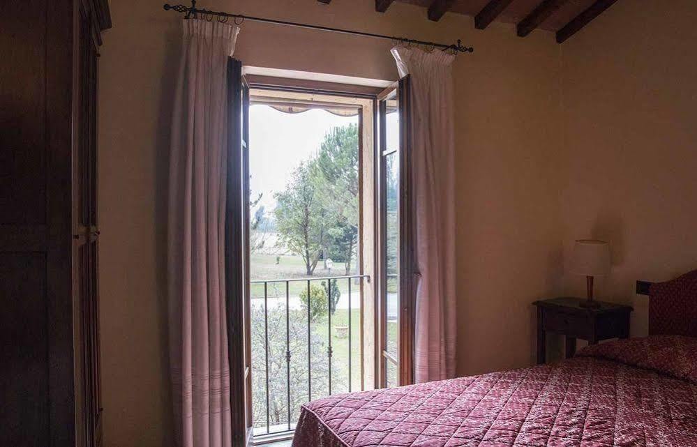 Country Hotel Poggiomanente Umbertide Exterior photo